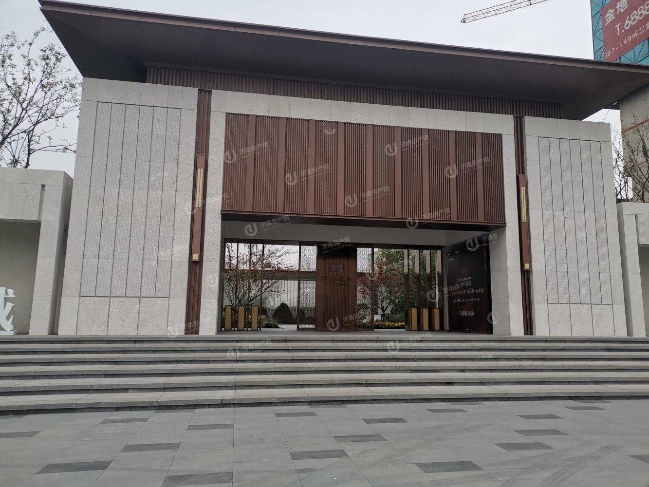 
                            金地明湖樾 