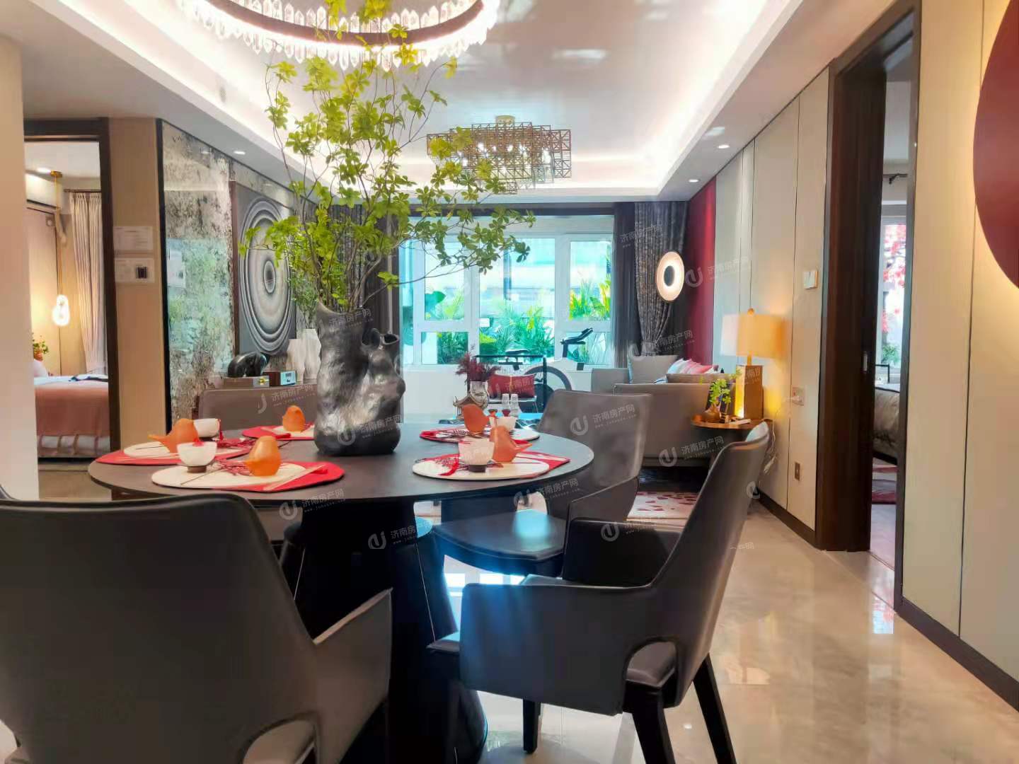 
                            杨柳春风 
