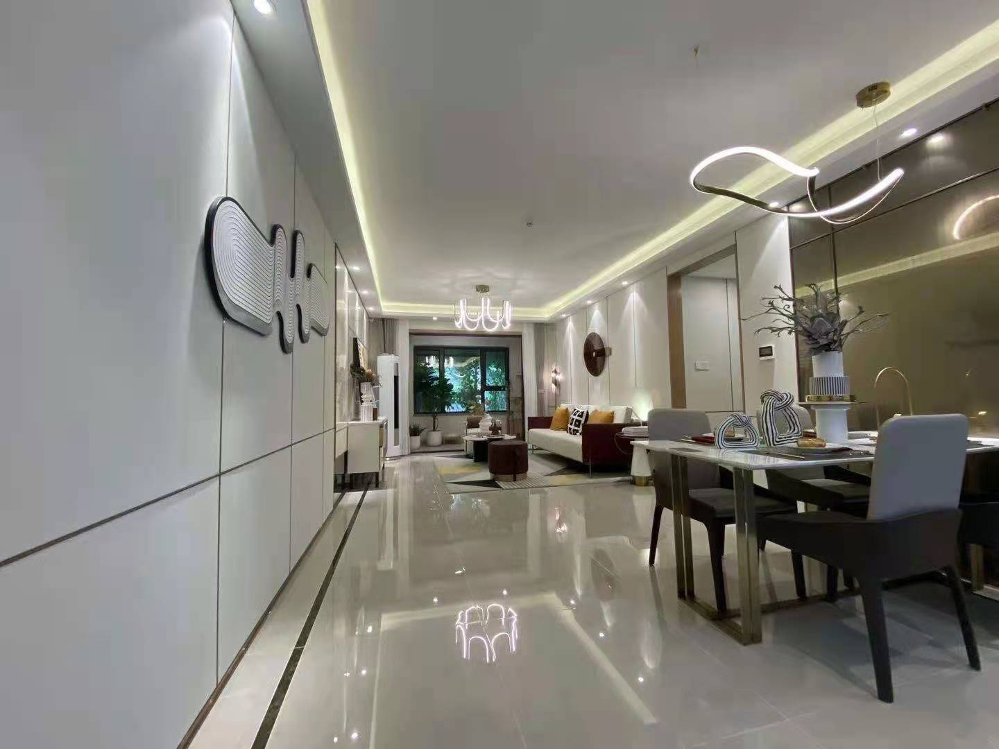 北园大街！历黄路水屯片区三室两厅交通便利近地铁口