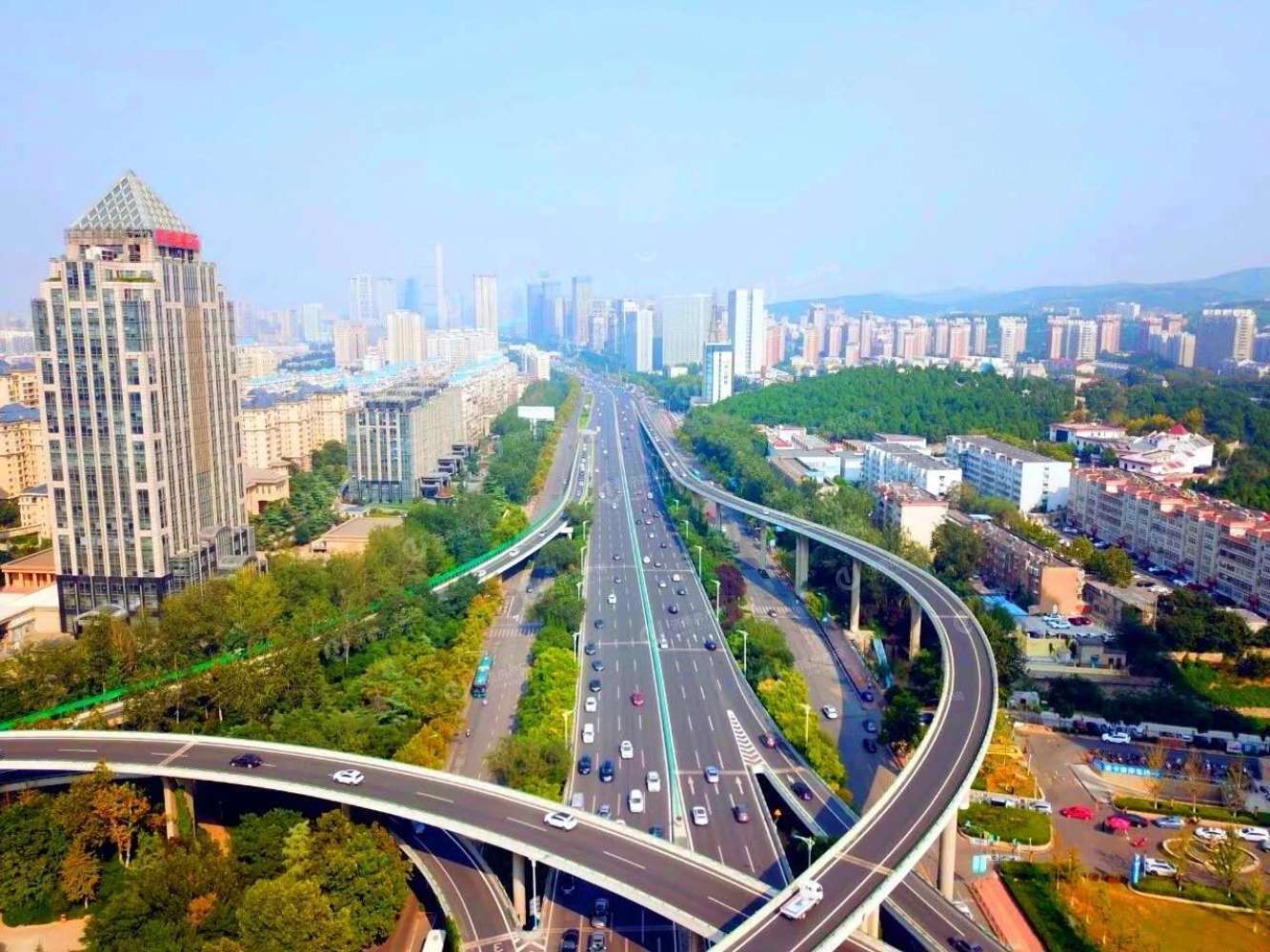 
                            金地明湖樾 