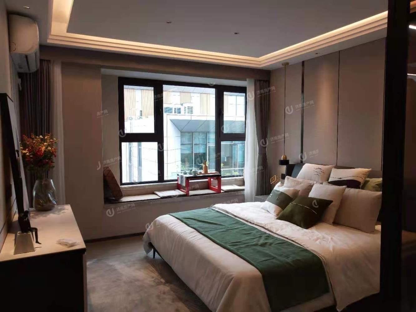 
                            金地明湖樾 