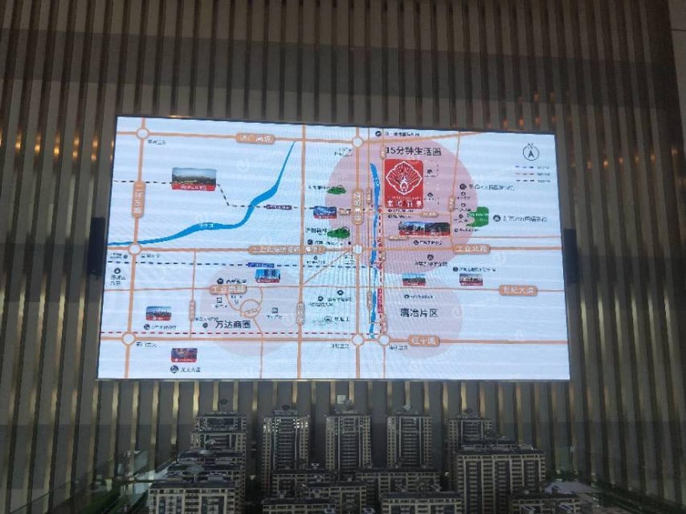 
                            越秀麓端府 