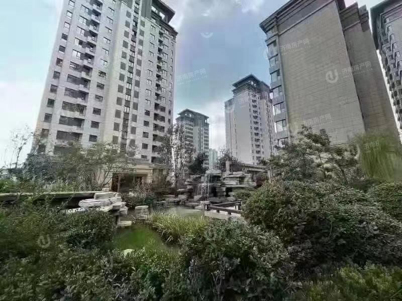 
                            金地明湖樾 