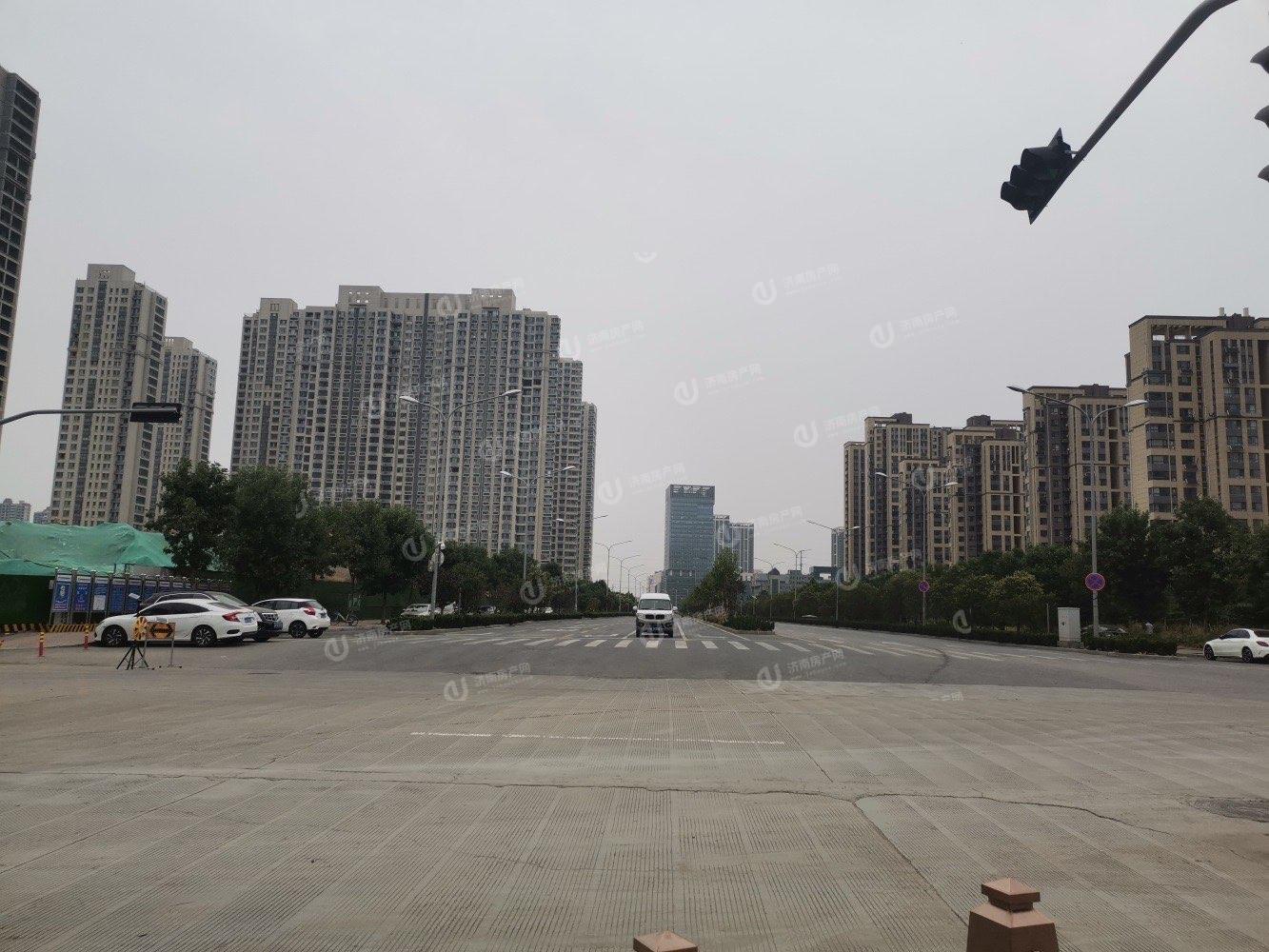 
                            金地明湖樾 