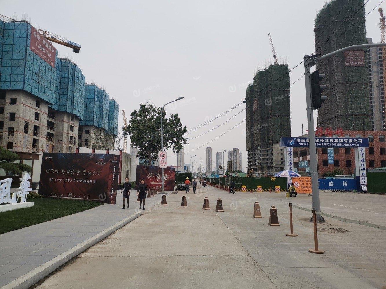 
                            金地明湖樾 
