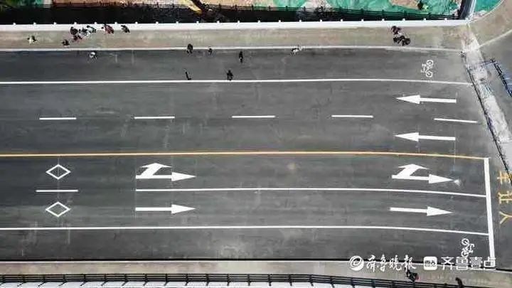 济南华龙路东延施工3.jpg