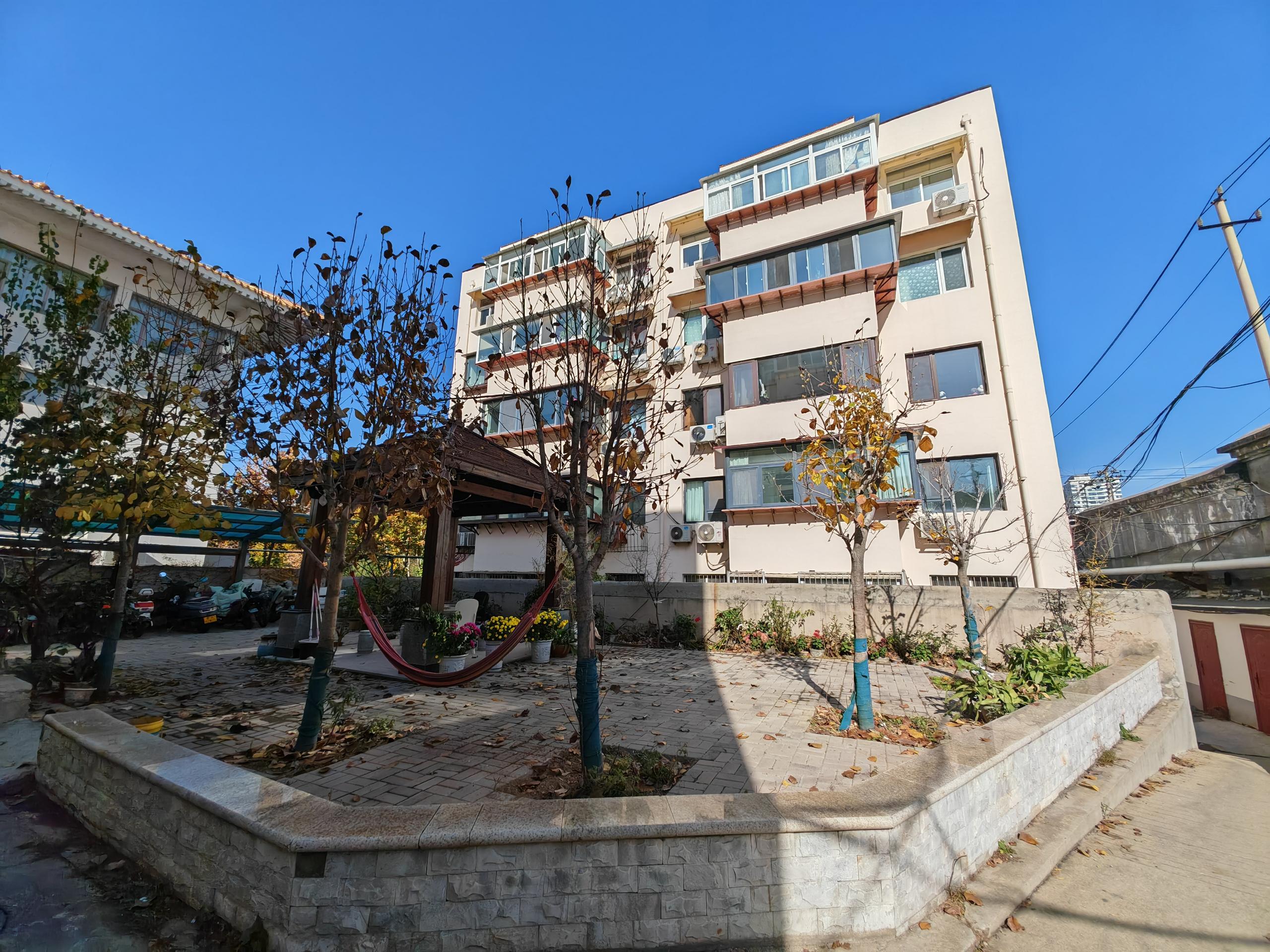 经十一路单位宿舍