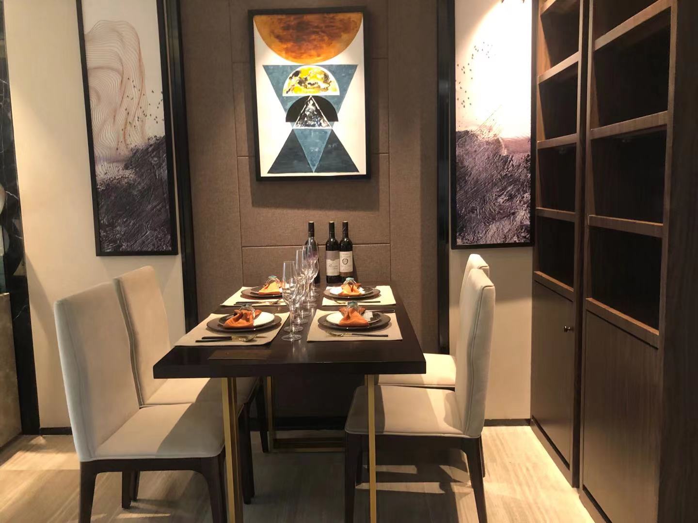 清退！仅一套！上山师！现房！即买即住即 ！