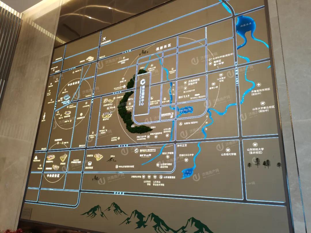 济南市高新区烯谷国际中心项目现场图2