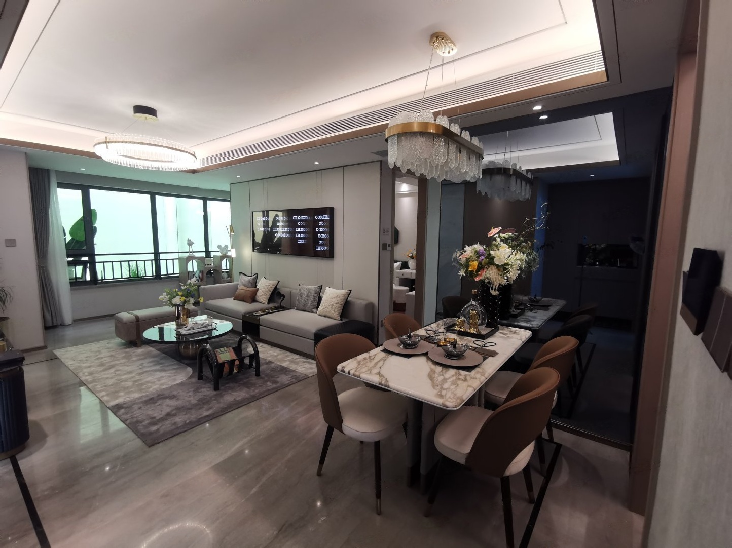 首付40来万买绿城 小高层 签约历城二中 R2地铁线