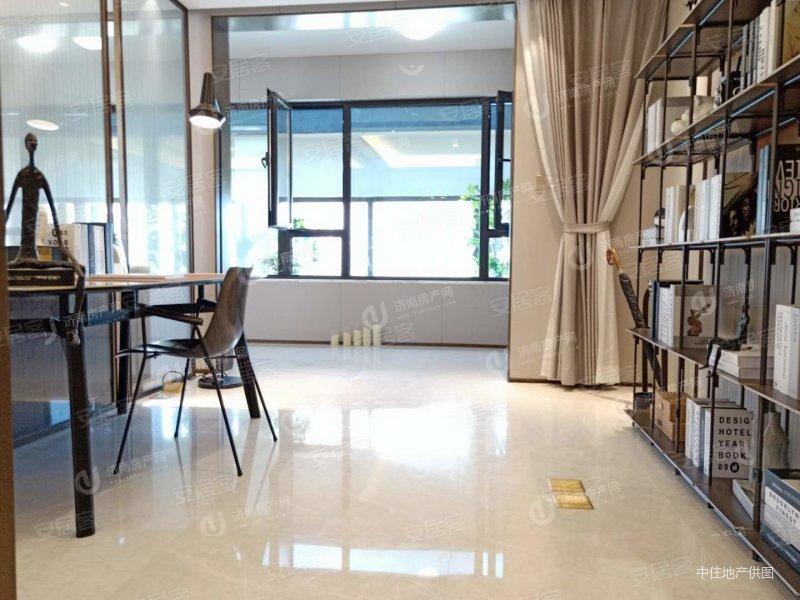 
                            金地明湖樾 