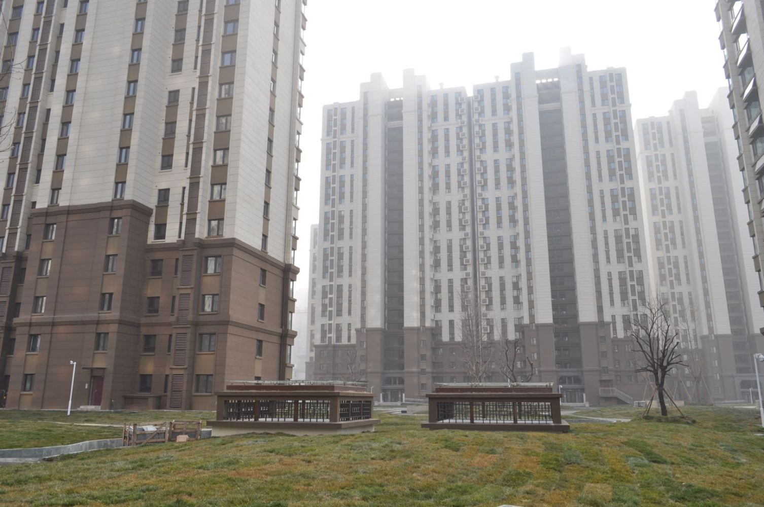 紧靠大明湖 市中闹区 现房 即买即住 地铁沿线 另有特价房