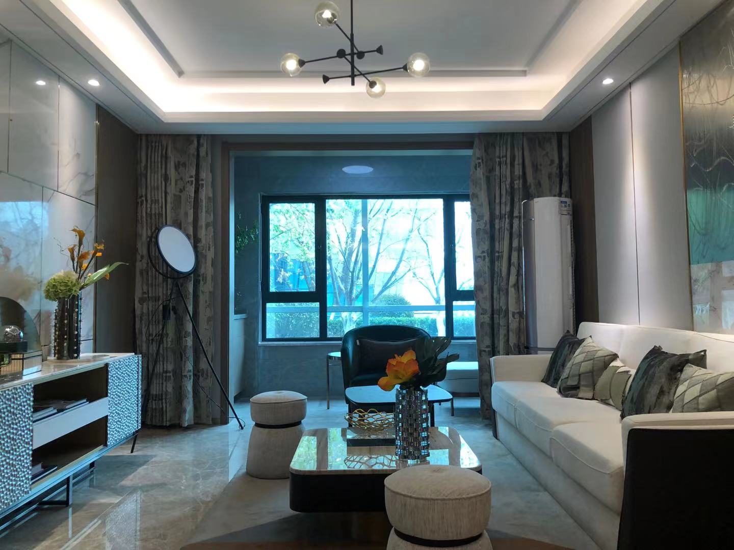 速抢！单价13000！好楼层！现房！地铁口！新东站！成熟社区