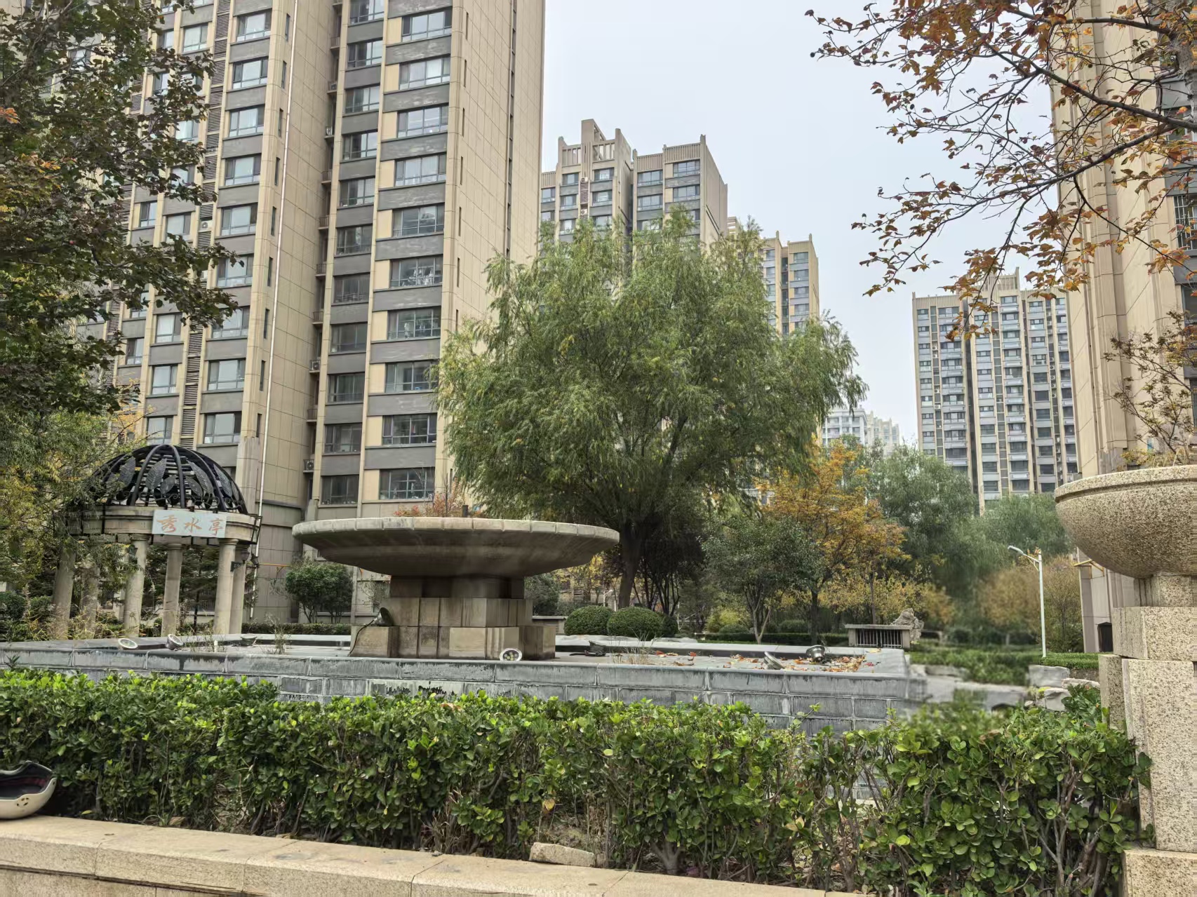 中国铁建明山秀水