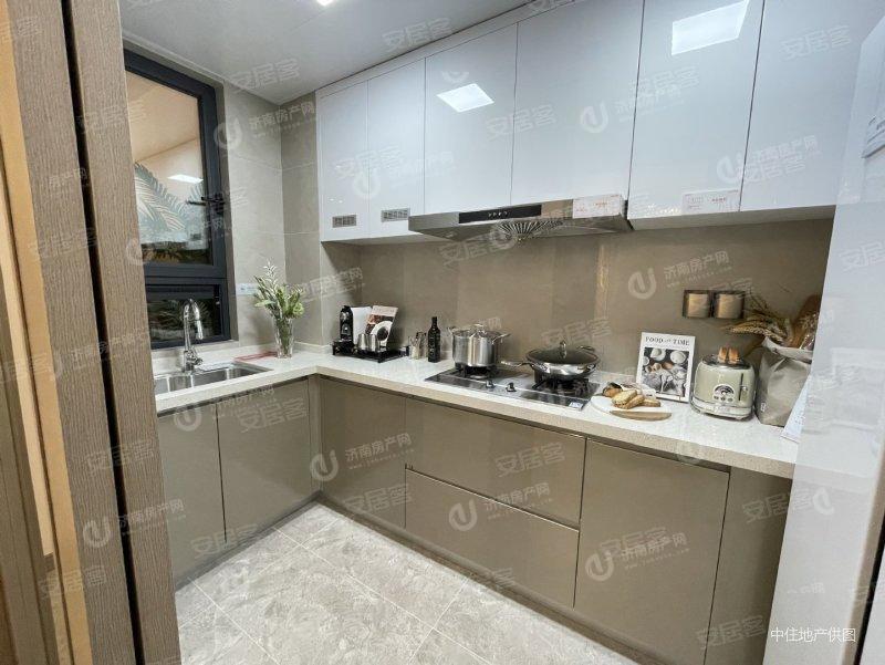 
                            北科建·泰悦翡翠大观 