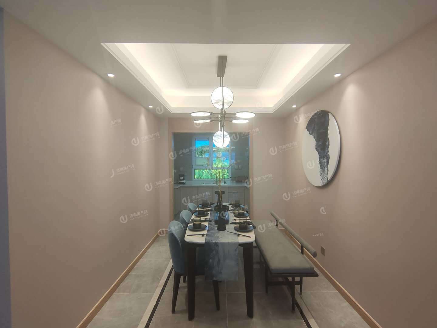
                            中垠御苑 