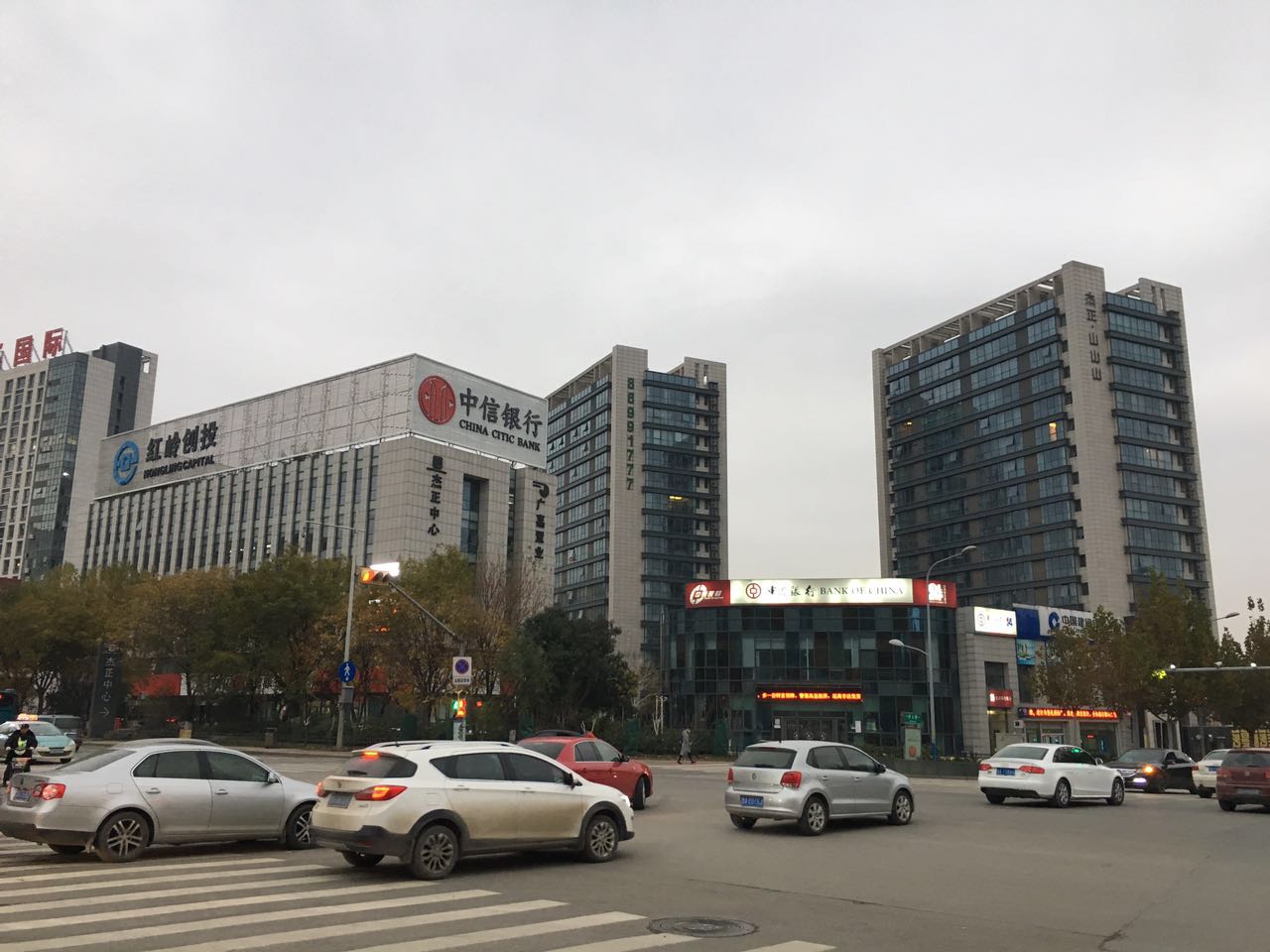 旅游路世家山水庭院二手房