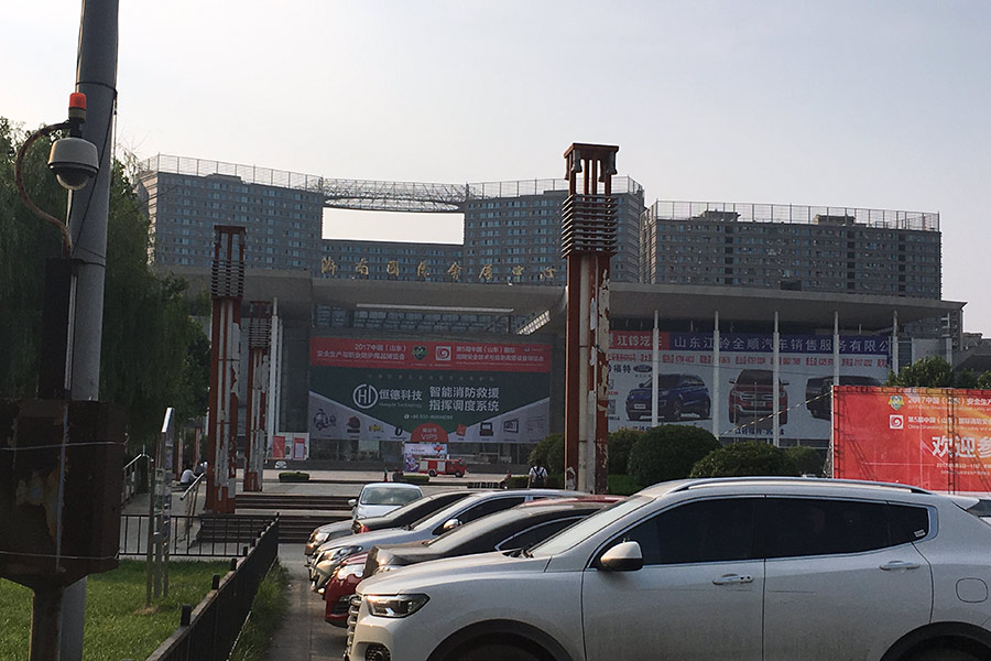 【高清组图】小编实勘中垠雅苑 繁华地段热门楼盘