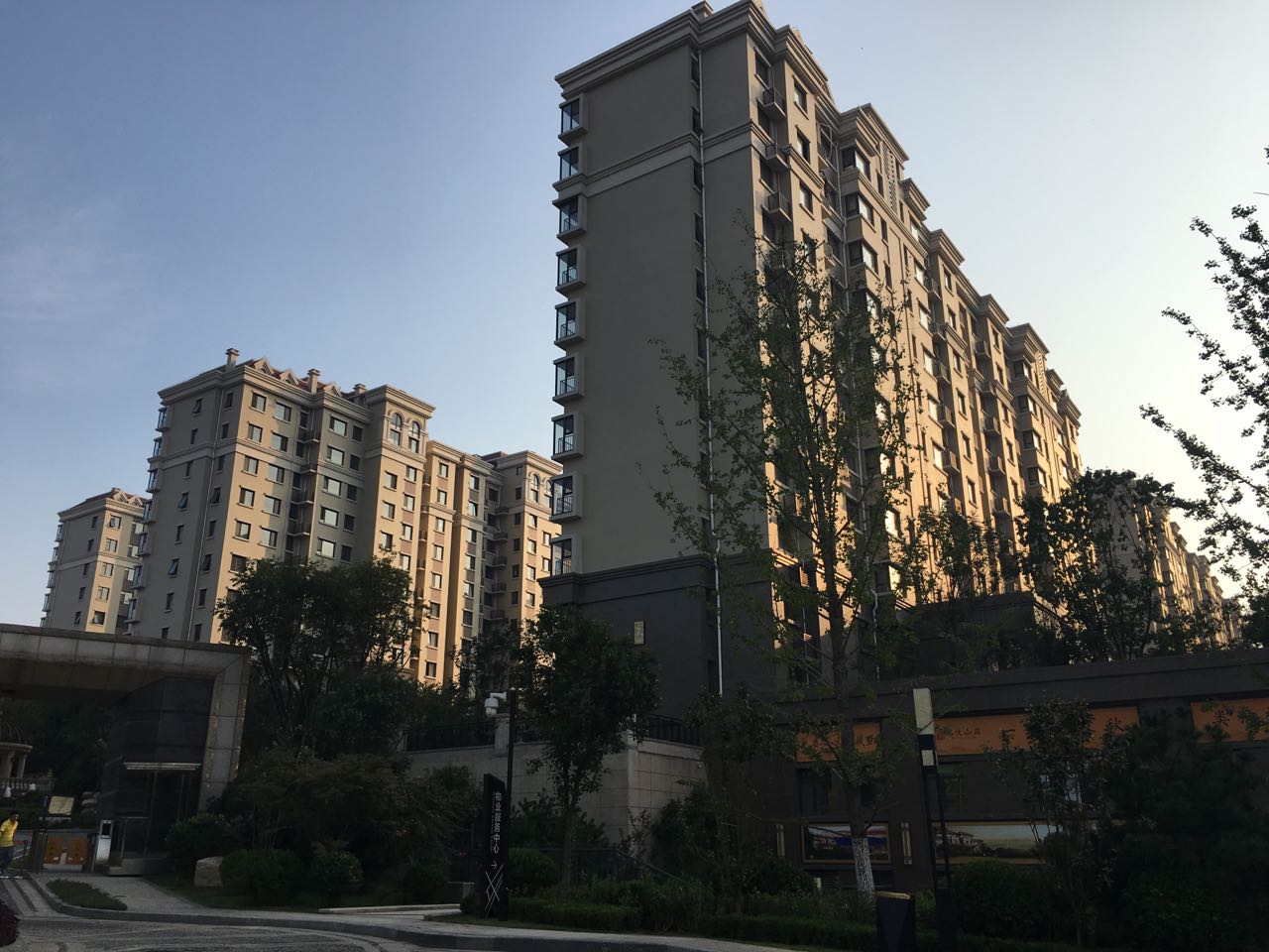旅游路楼盘，名悦山庄