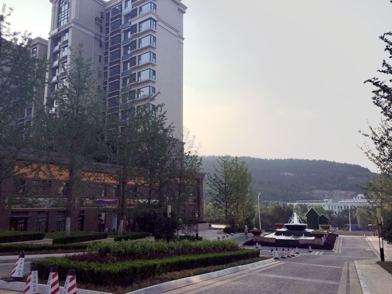 旅游路楼盘，名悦山庄