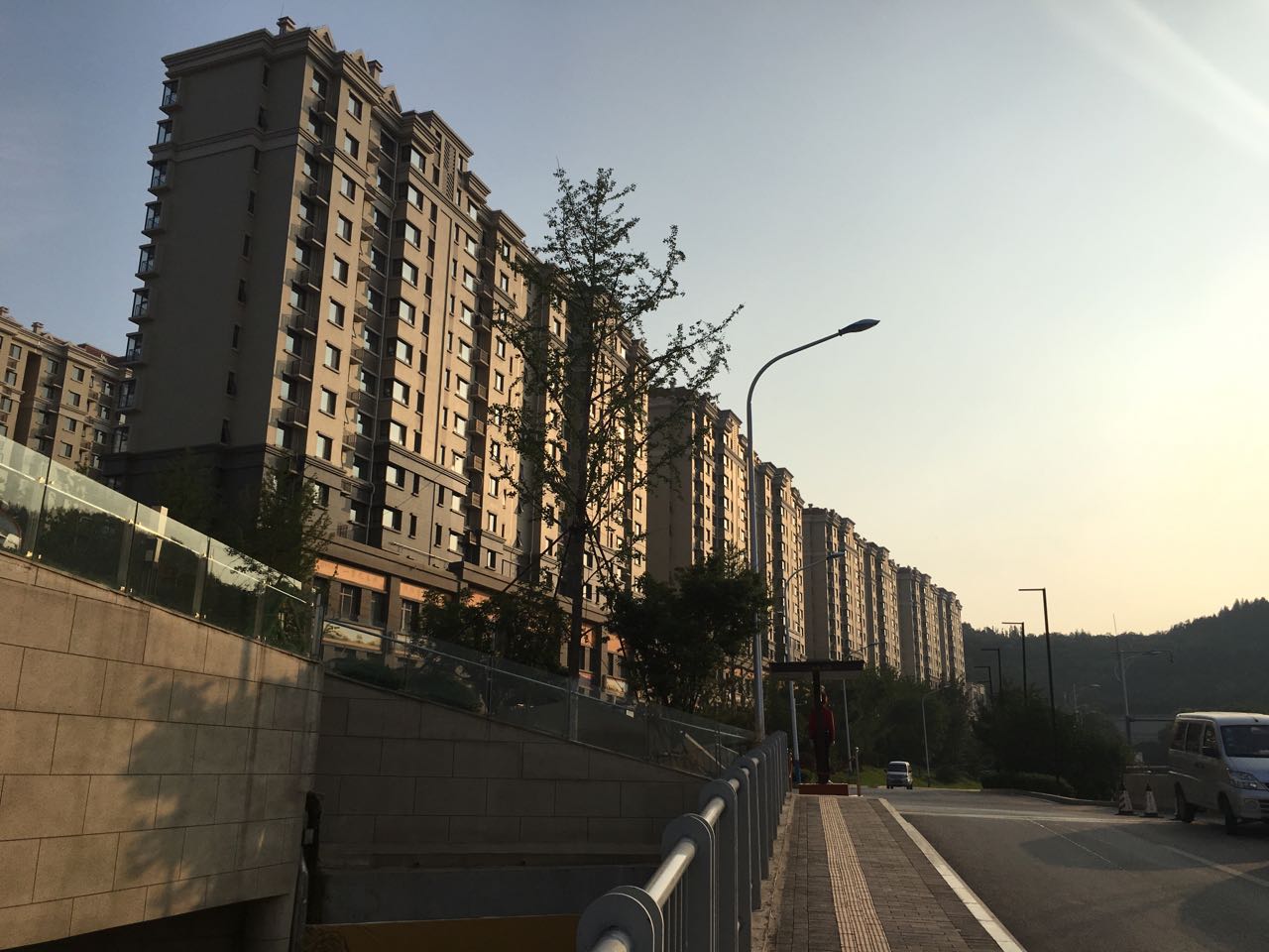 旅游路楼盘，名悦山庄