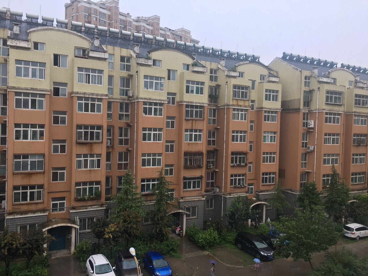 旅游路荆山新居二手房