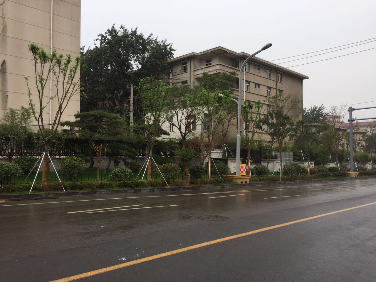 拆违后的山师东路现状 更宽阔更美丽