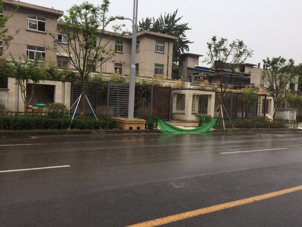 拆违后的山师东路现状 更宽阔更美丽