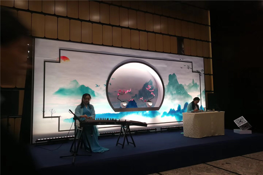 蓝城杨柳春风